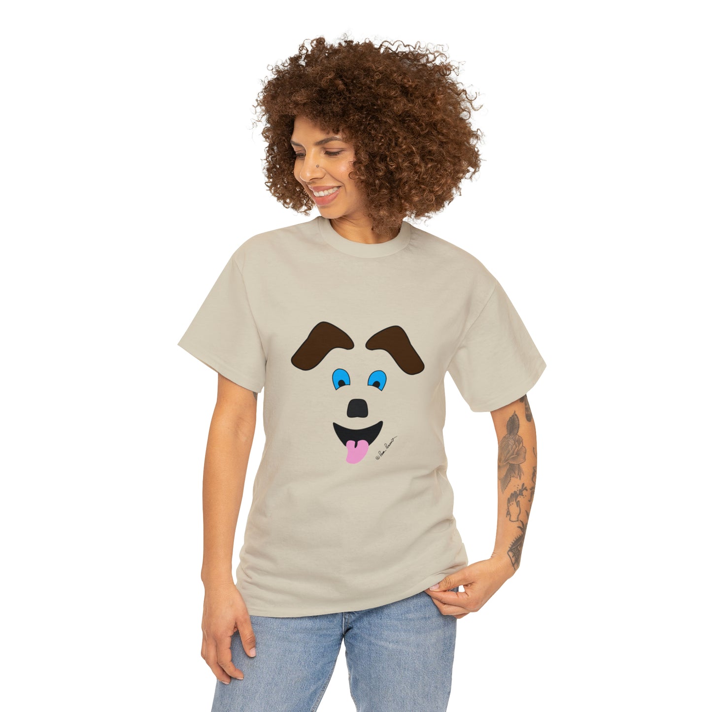 Mock up of a brown-haired woman wearing the Sand shirt