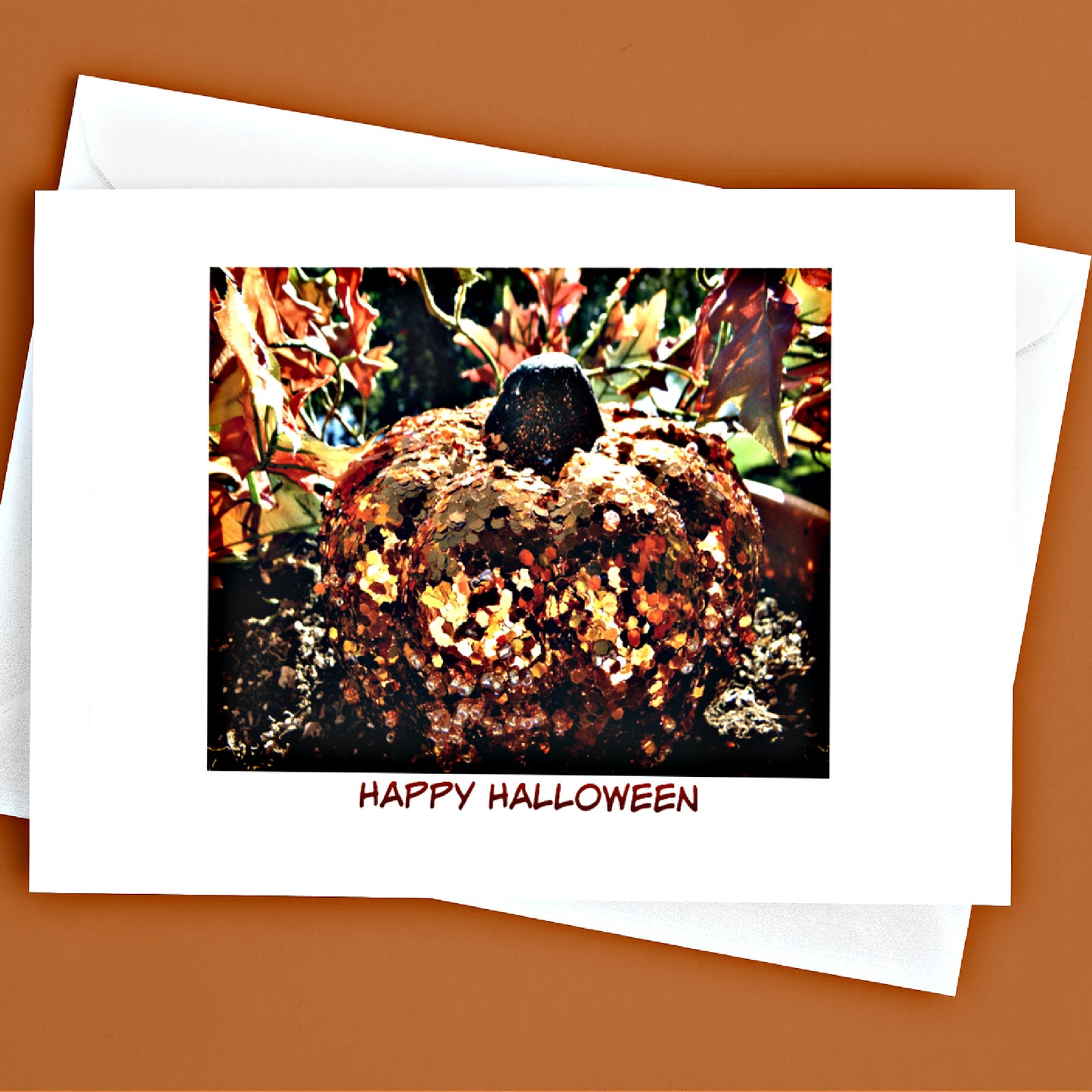 Front view of the card with envelop