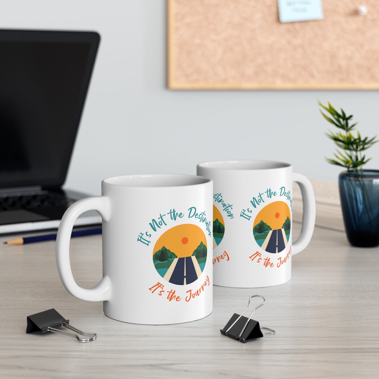 Mock up of 2 mugs on a surface